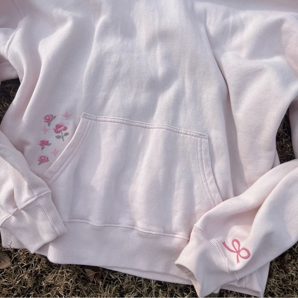 Hollister Light Pink Floral Hoodie Sweater - Picture 3 of 4